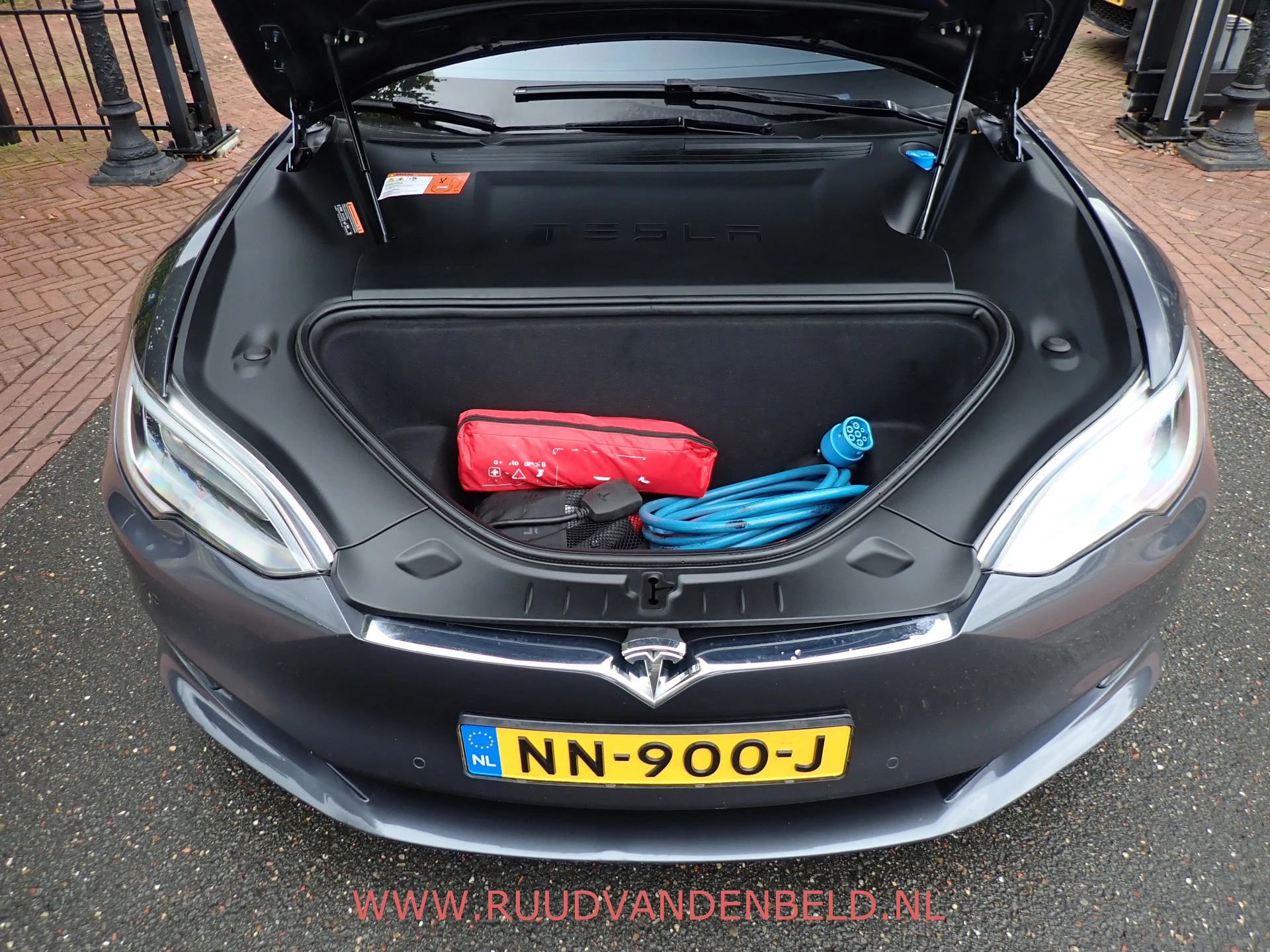 Hoofdafbeelding Tesla Model S
