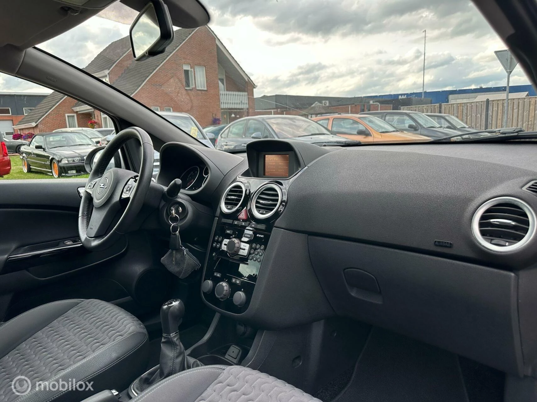 Hoofdafbeelding Opel Corsa