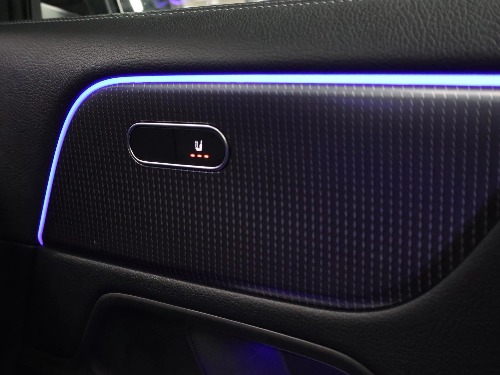 Hoofdafbeelding Mercedes-Benz EQA