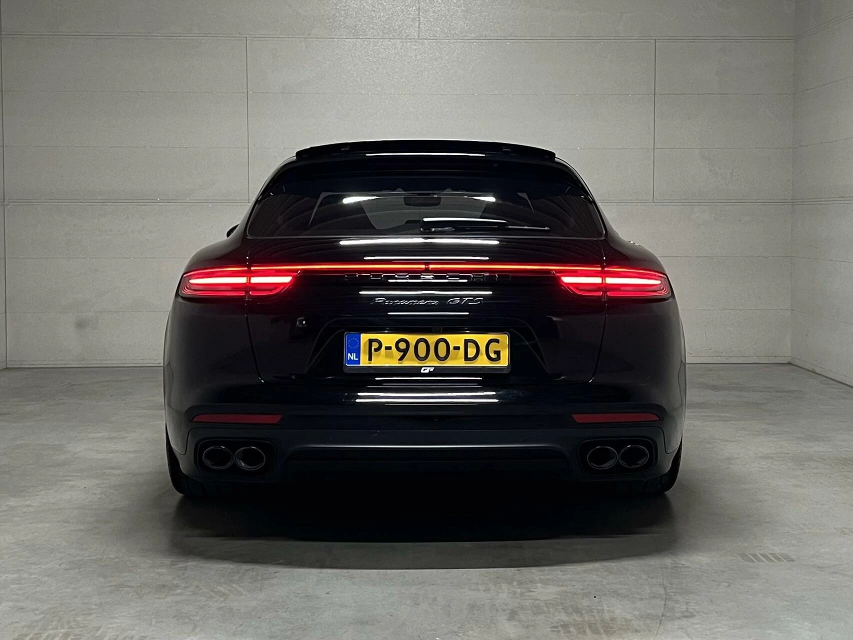 Hoofdafbeelding Porsche Panamera