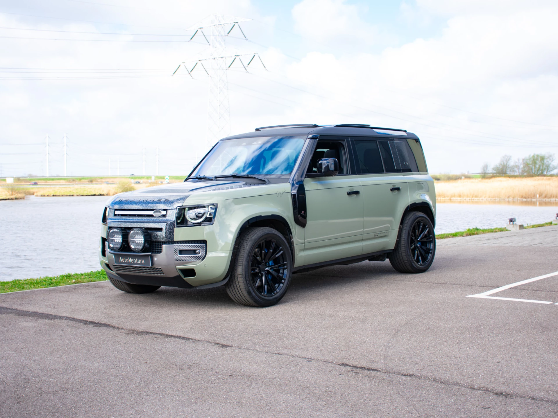 Hoofdafbeelding Land Rover Defender