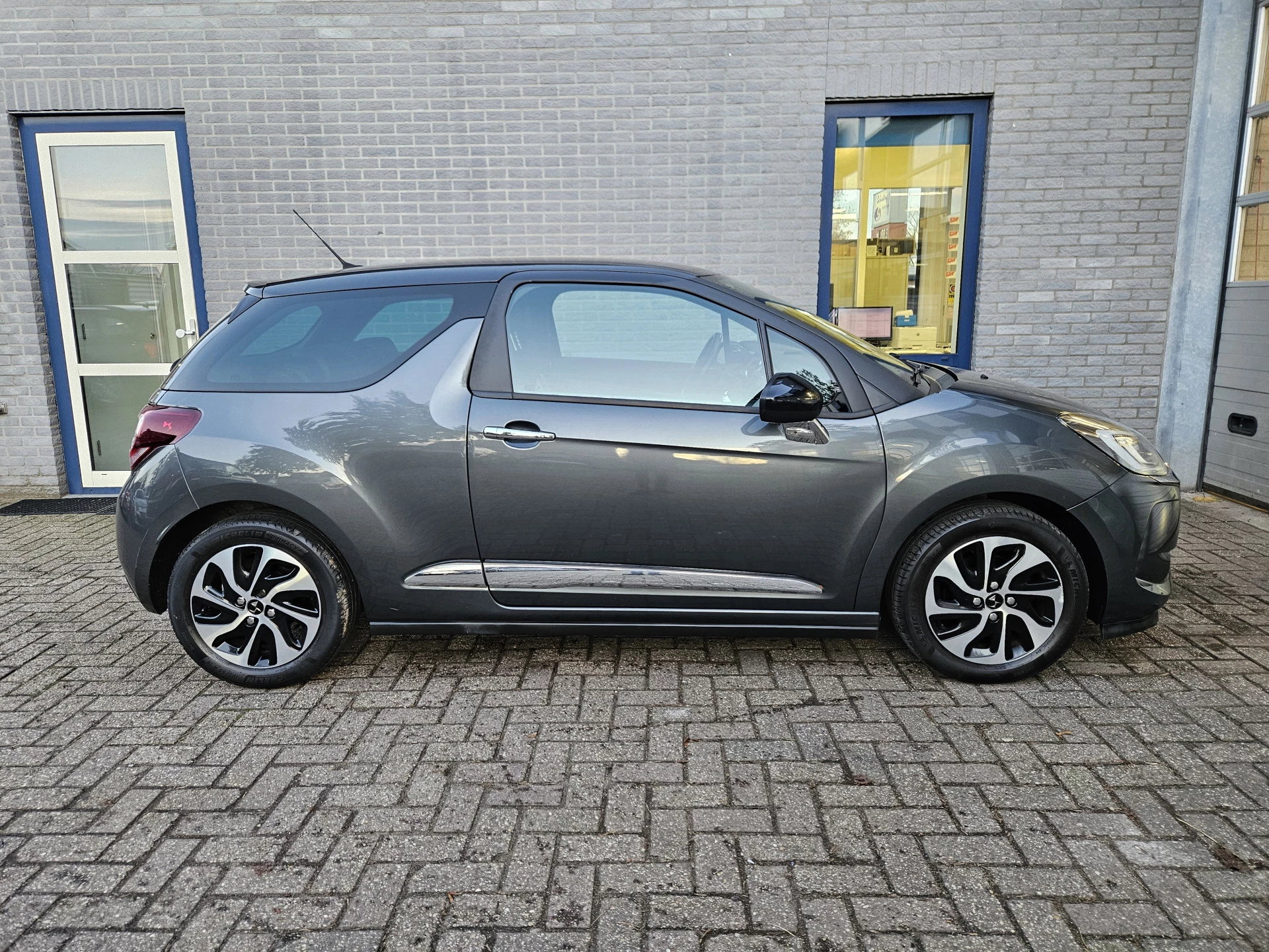 Hoofdafbeelding DS DS 3