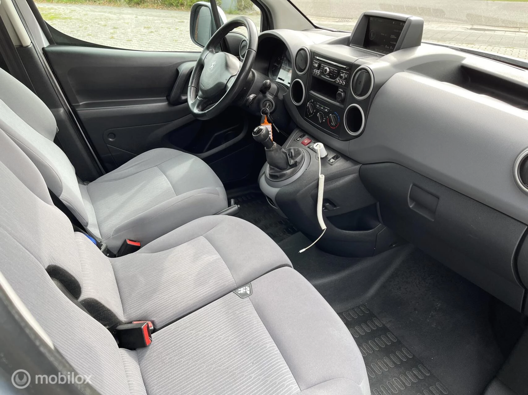 Hoofdafbeelding Peugeot Partner