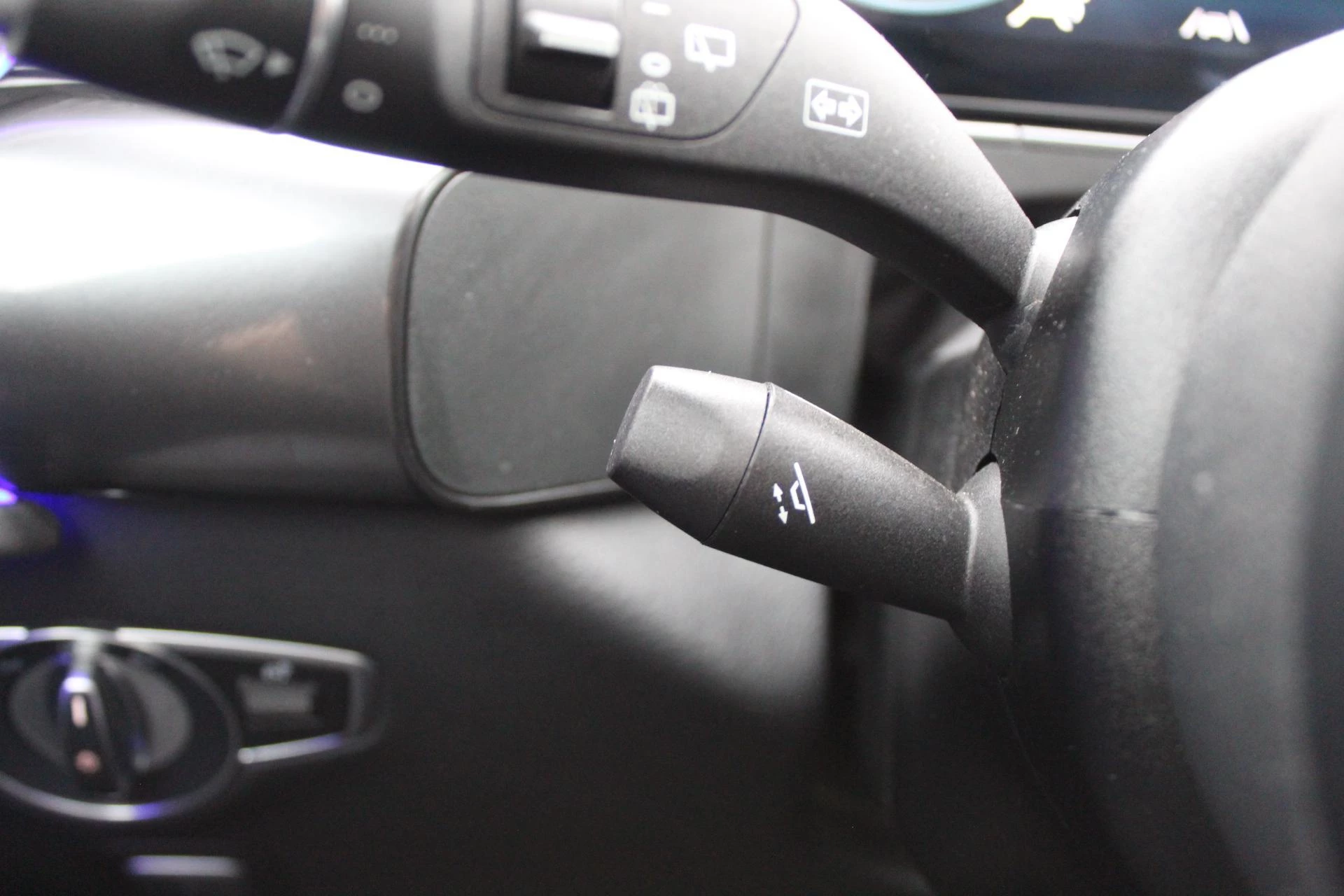 Hoofdafbeelding Mercedes-Benz EQC