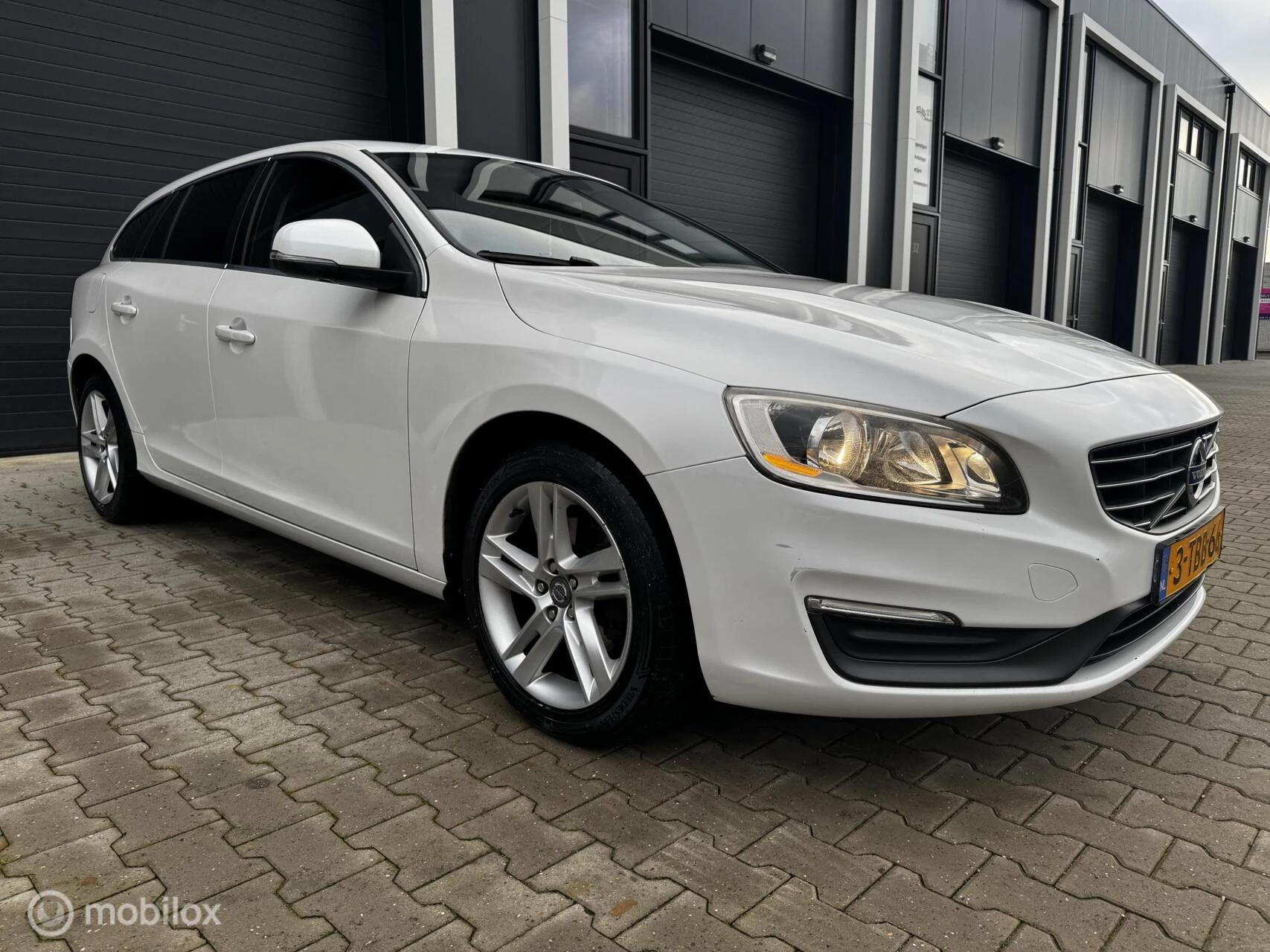 Hoofdafbeelding Volvo V60
