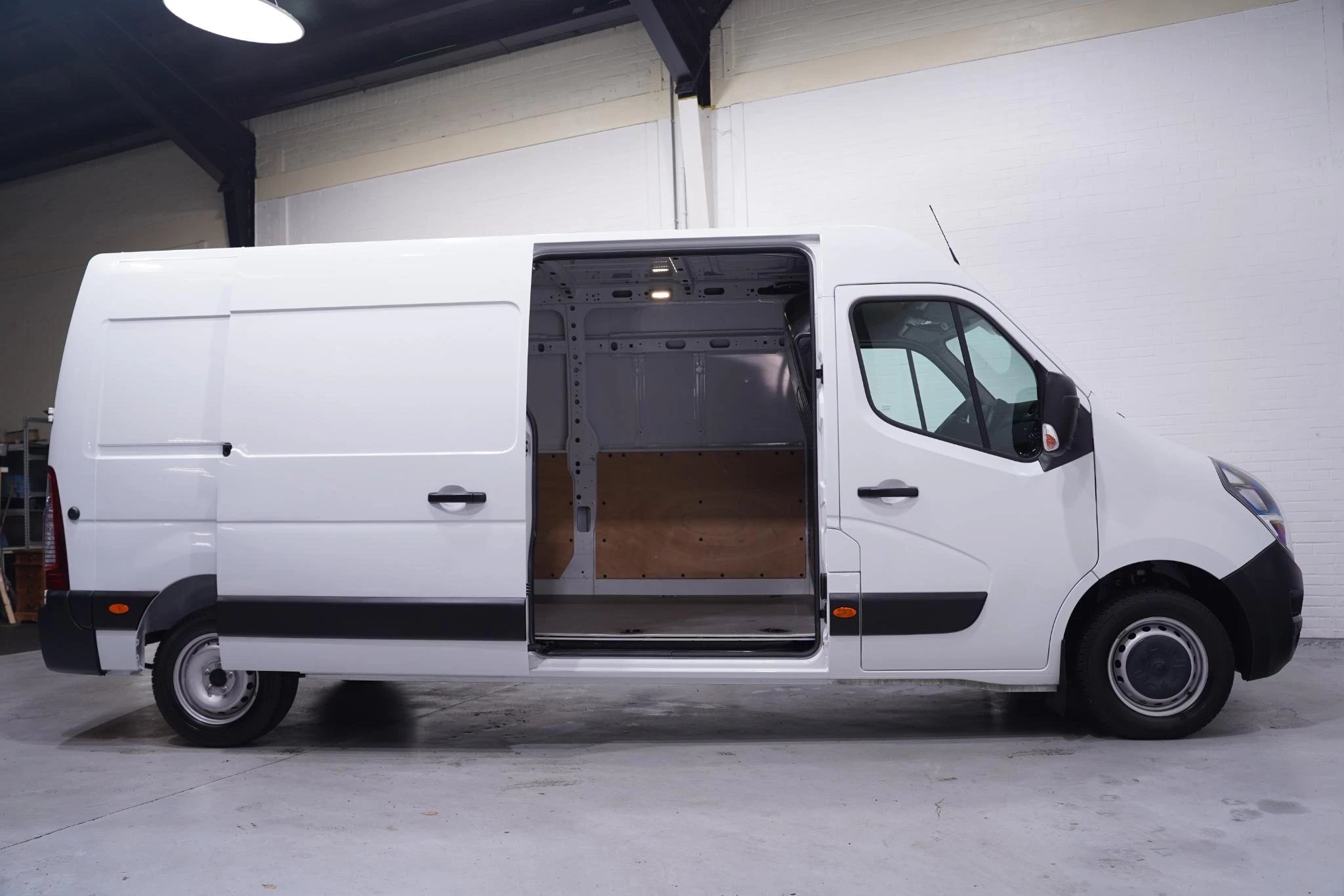 Hoofdafbeelding Opel Movano