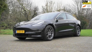 Tesla Model 3 Long Range AWD 75 kWh Trekhaak leder panoramadak