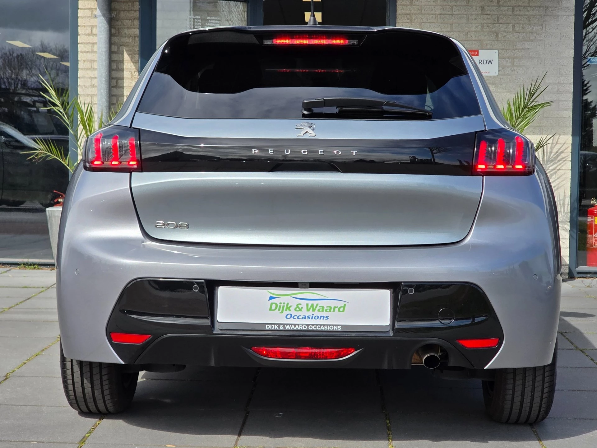 Hoofdafbeelding Peugeot 208