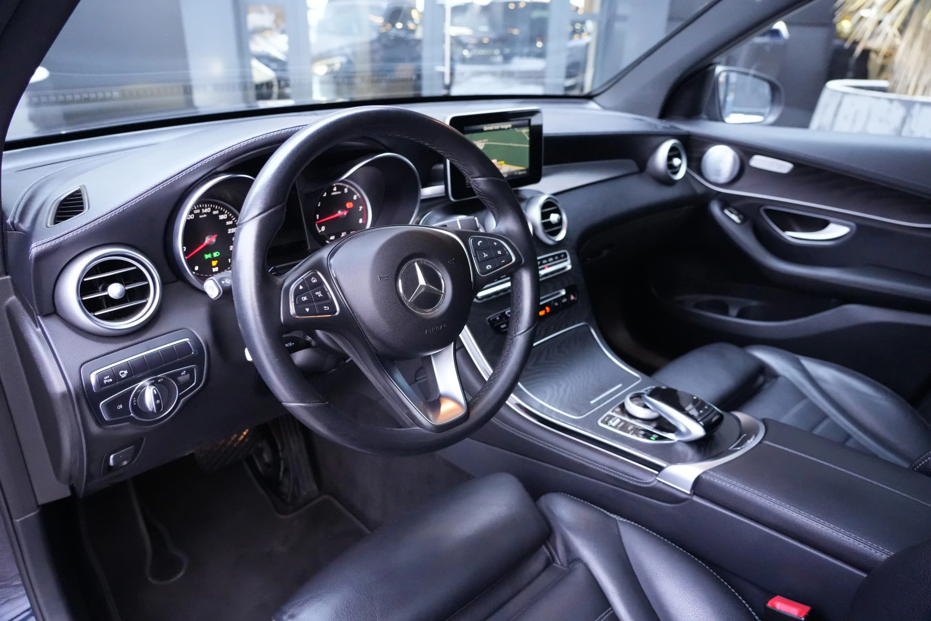 Hoofdafbeelding Mercedes-Benz GLC