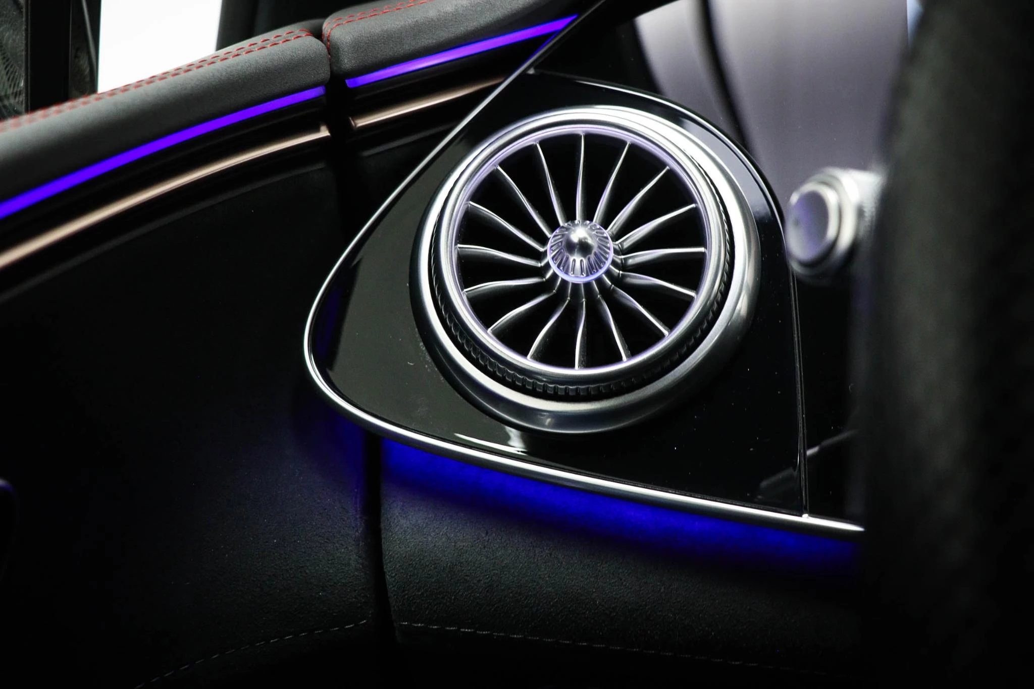 Hoofdafbeelding Mercedes-Benz EQS