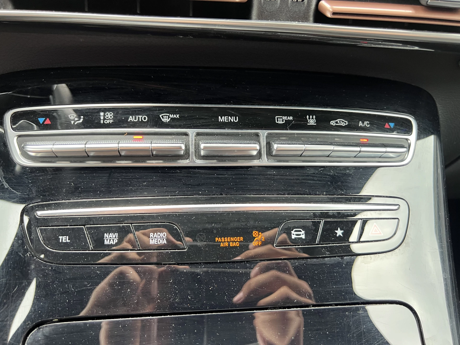 Hoofdafbeelding Mercedes-Benz EQC