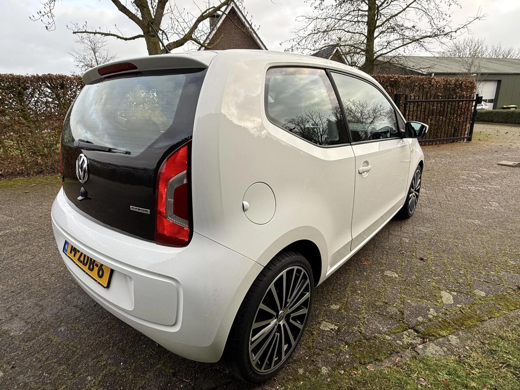 Hoofdafbeelding Volkswagen up!