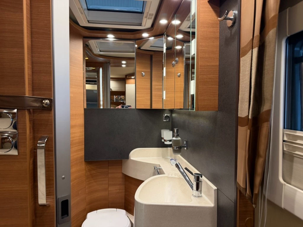 Hoofdafbeelding Carthago Chic C-line