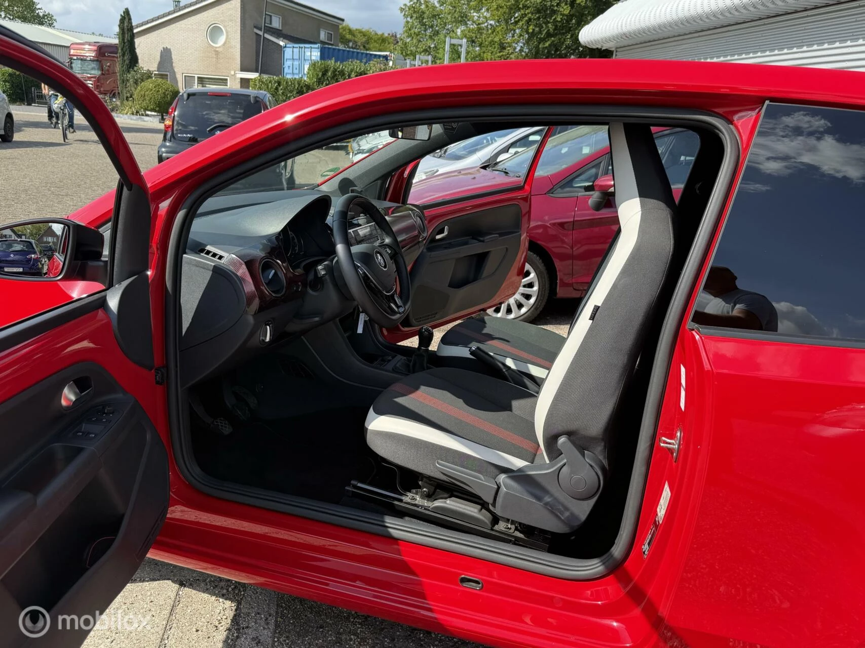 Hoofdafbeelding Volkswagen up!