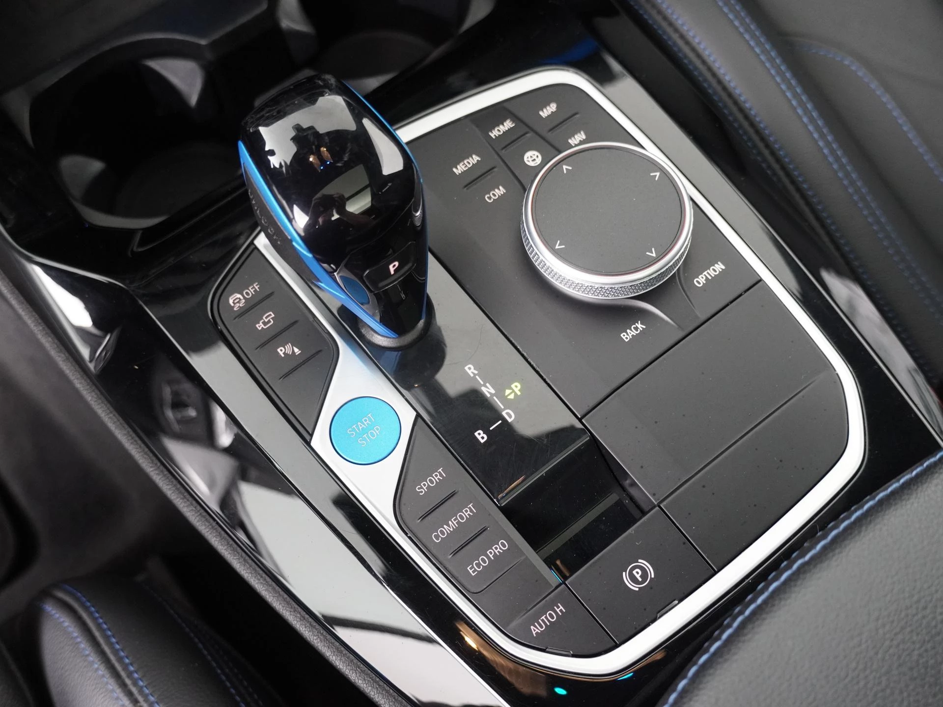 Hoofdafbeelding BMW iX3