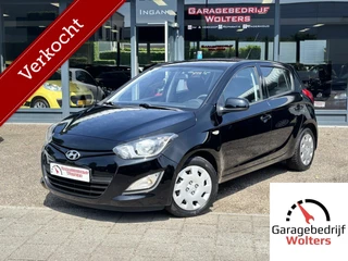 Hyundai i20 1.2i Black pack stoelverw. airco 5drs nw apk