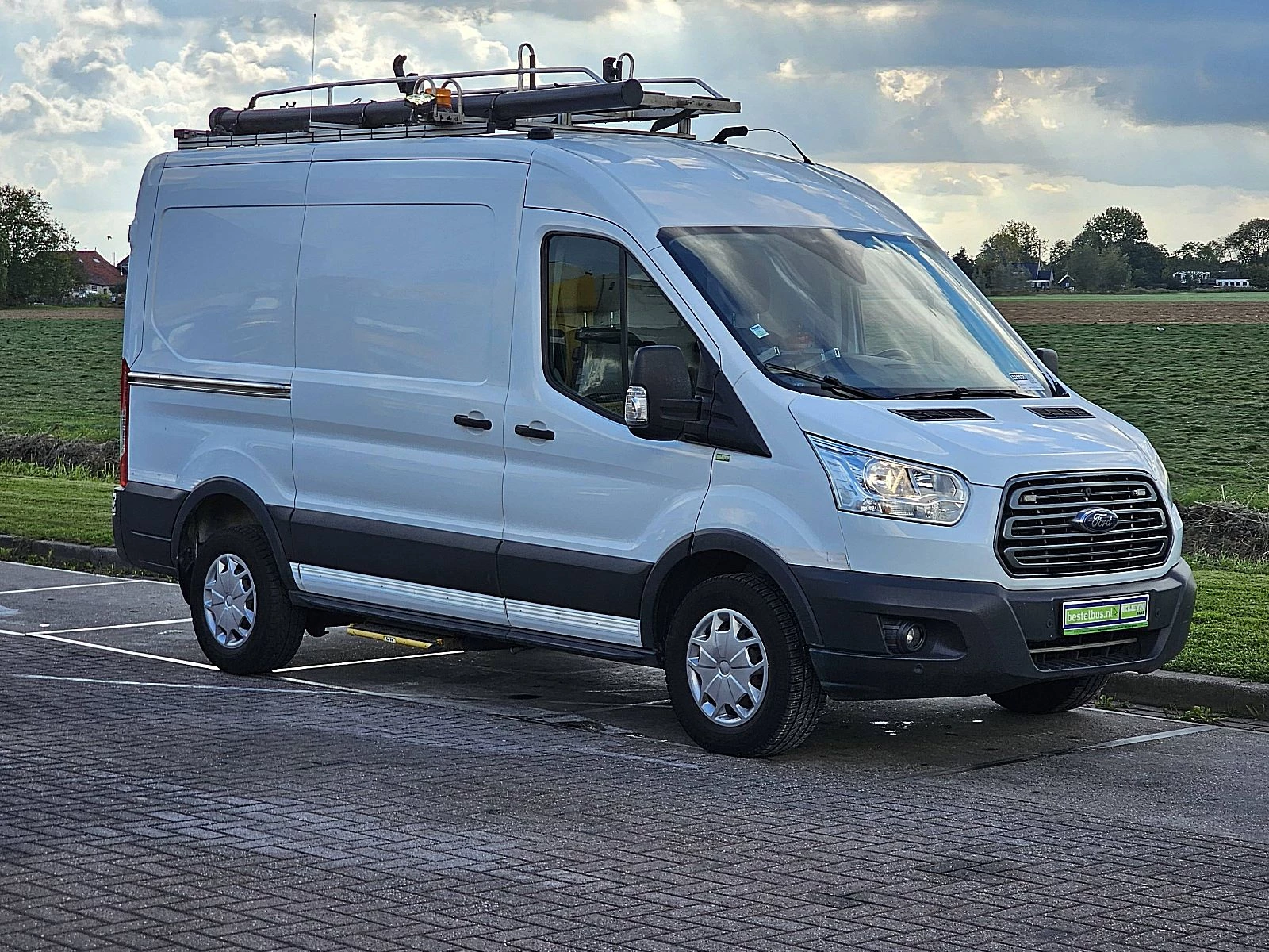 Hoofdafbeelding Ford Transit