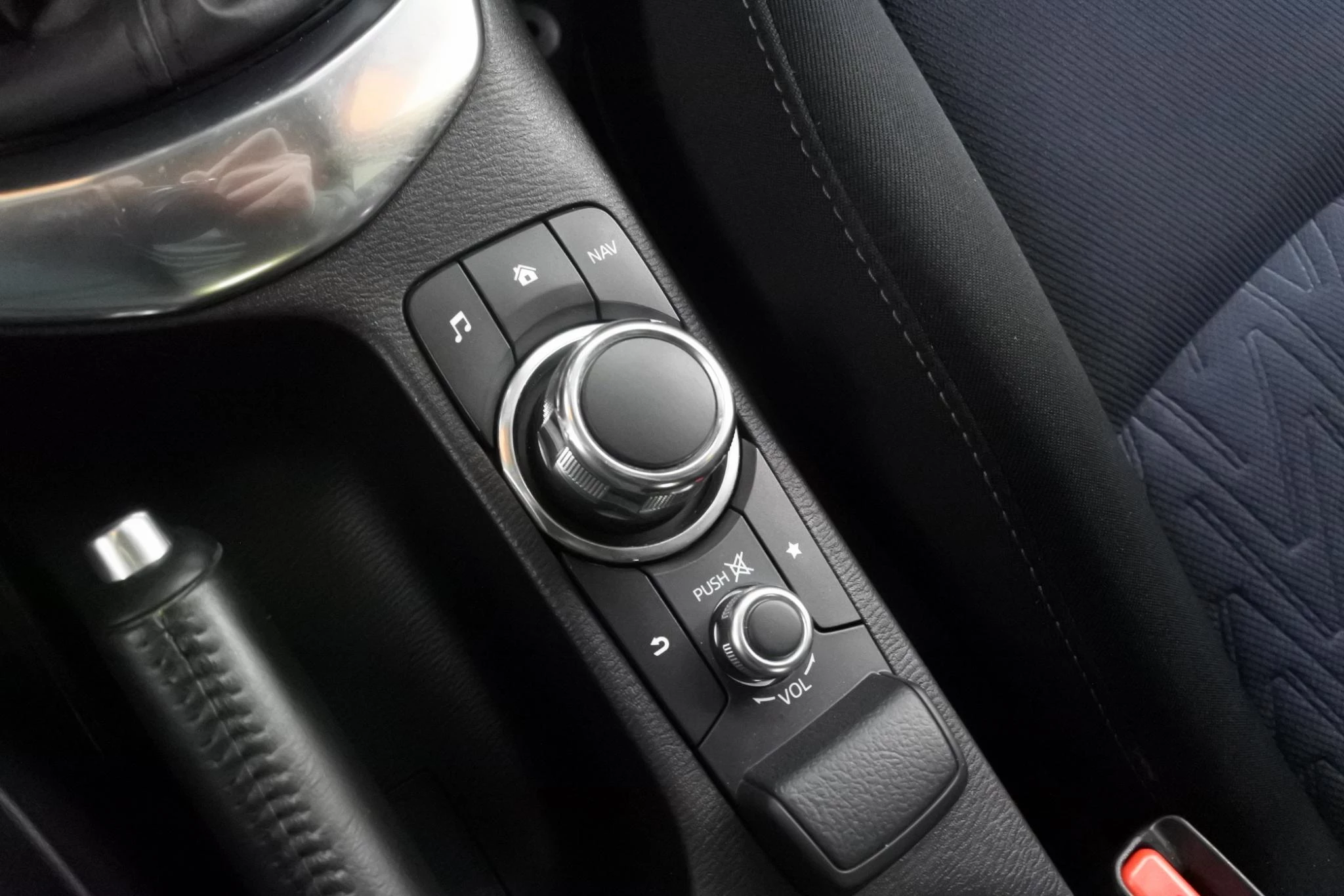 Hoofdafbeelding Mazda 2