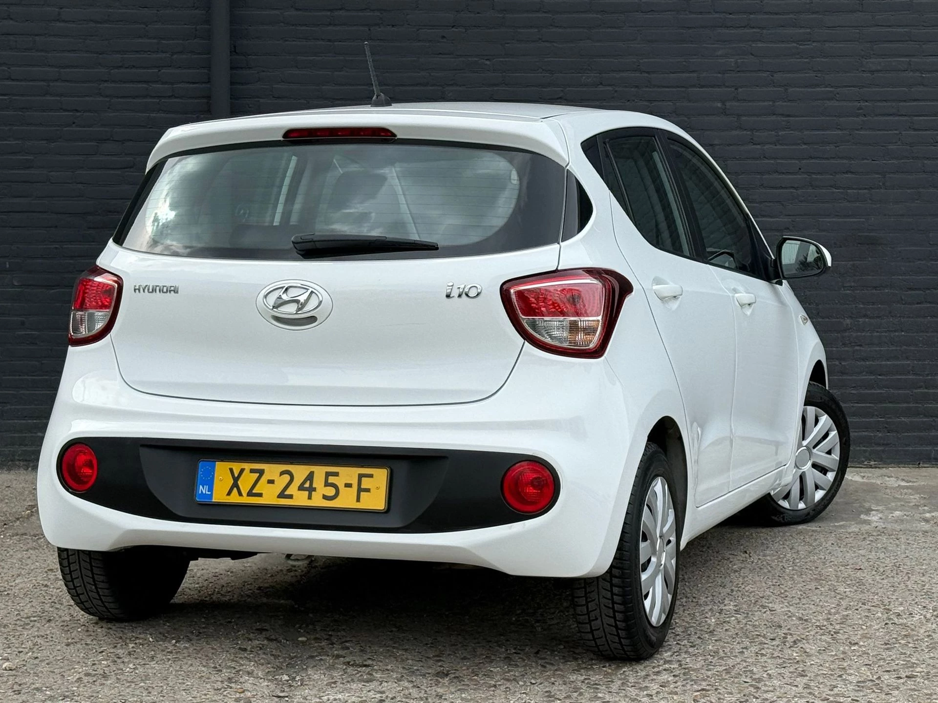 Hoofdafbeelding Hyundai i10