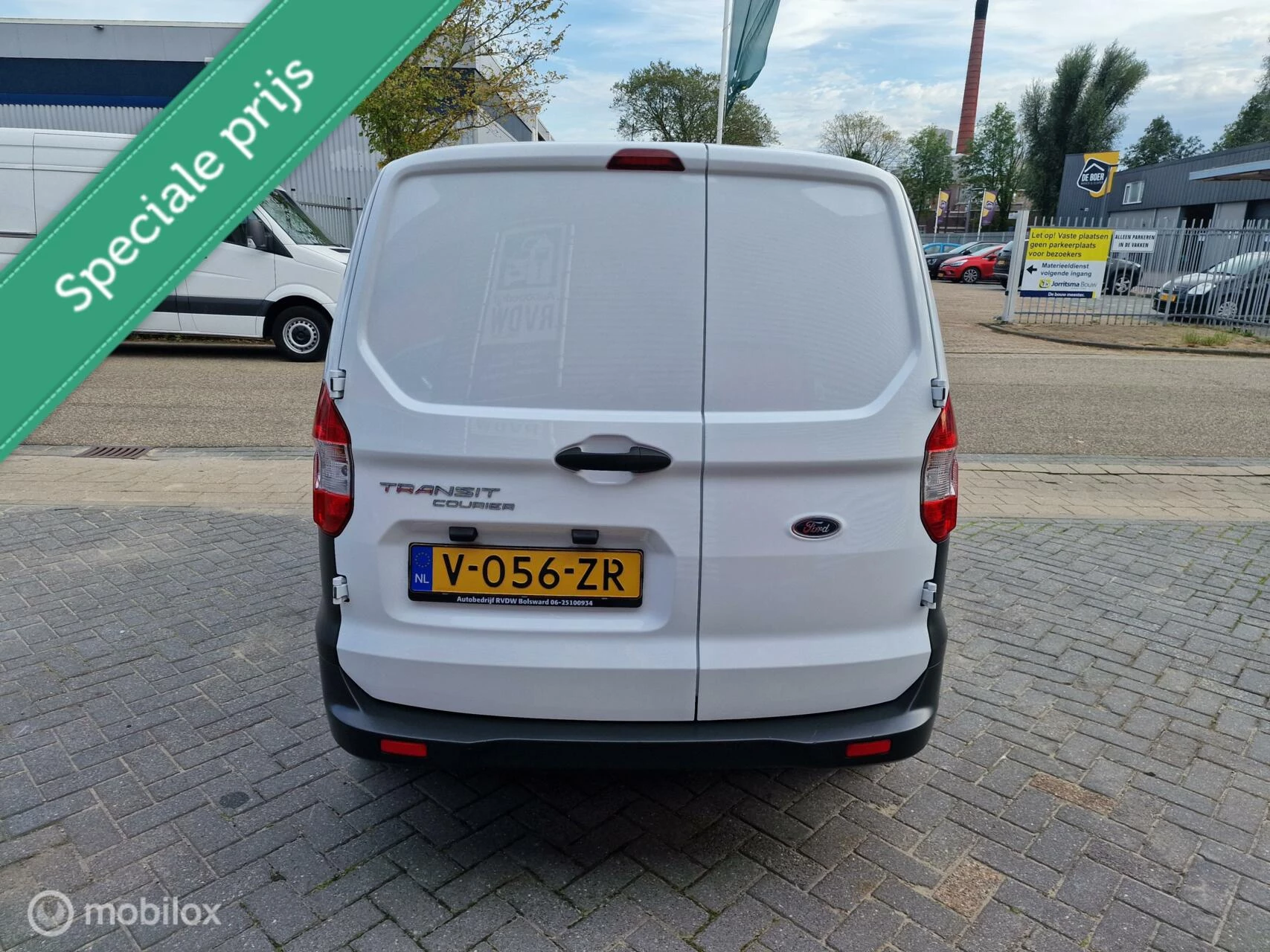 Hoofdafbeelding Ford Transit Courier