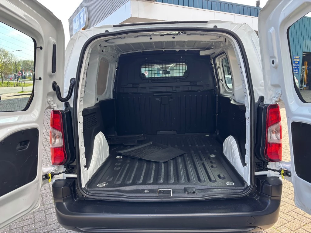 Hoofdafbeelding Peugeot Partner