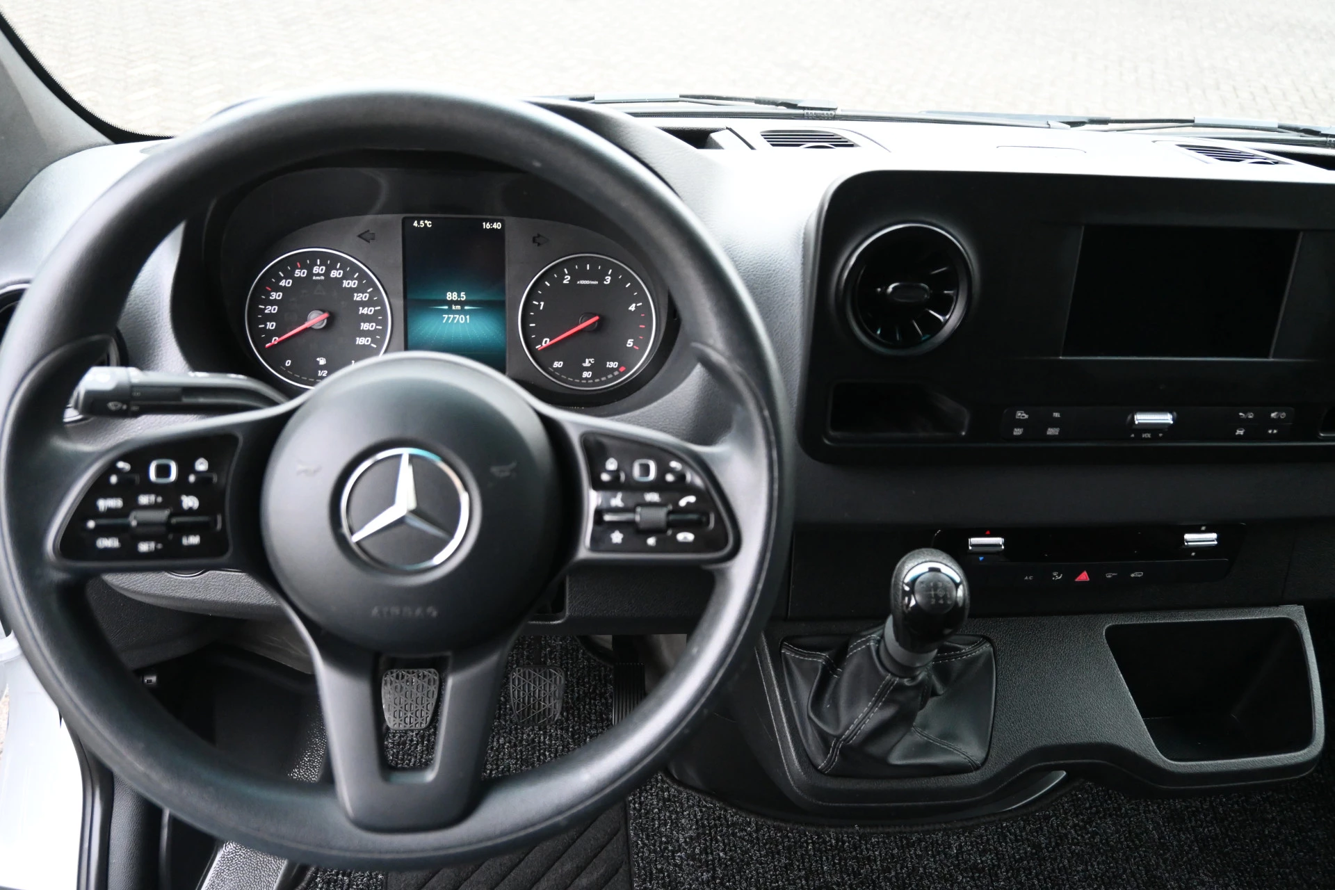 Hoofdafbeelding Mercedes-Benz Sprinter