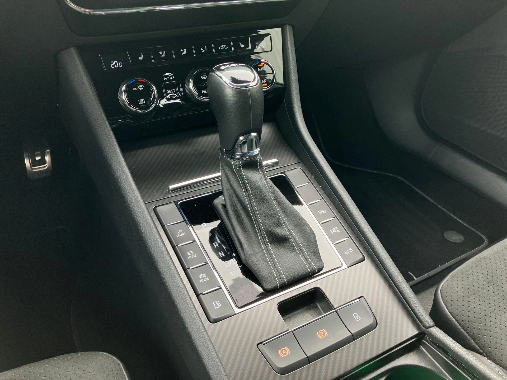 Hoofdafbeelding Škoda Superb
