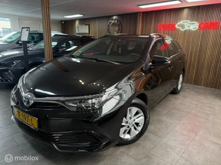 Toyota Auris 1.8 Hybrid Now / Cruise Control / NL Auto