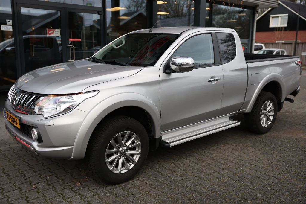 Hoofdafbeelding Mitsubishi L200