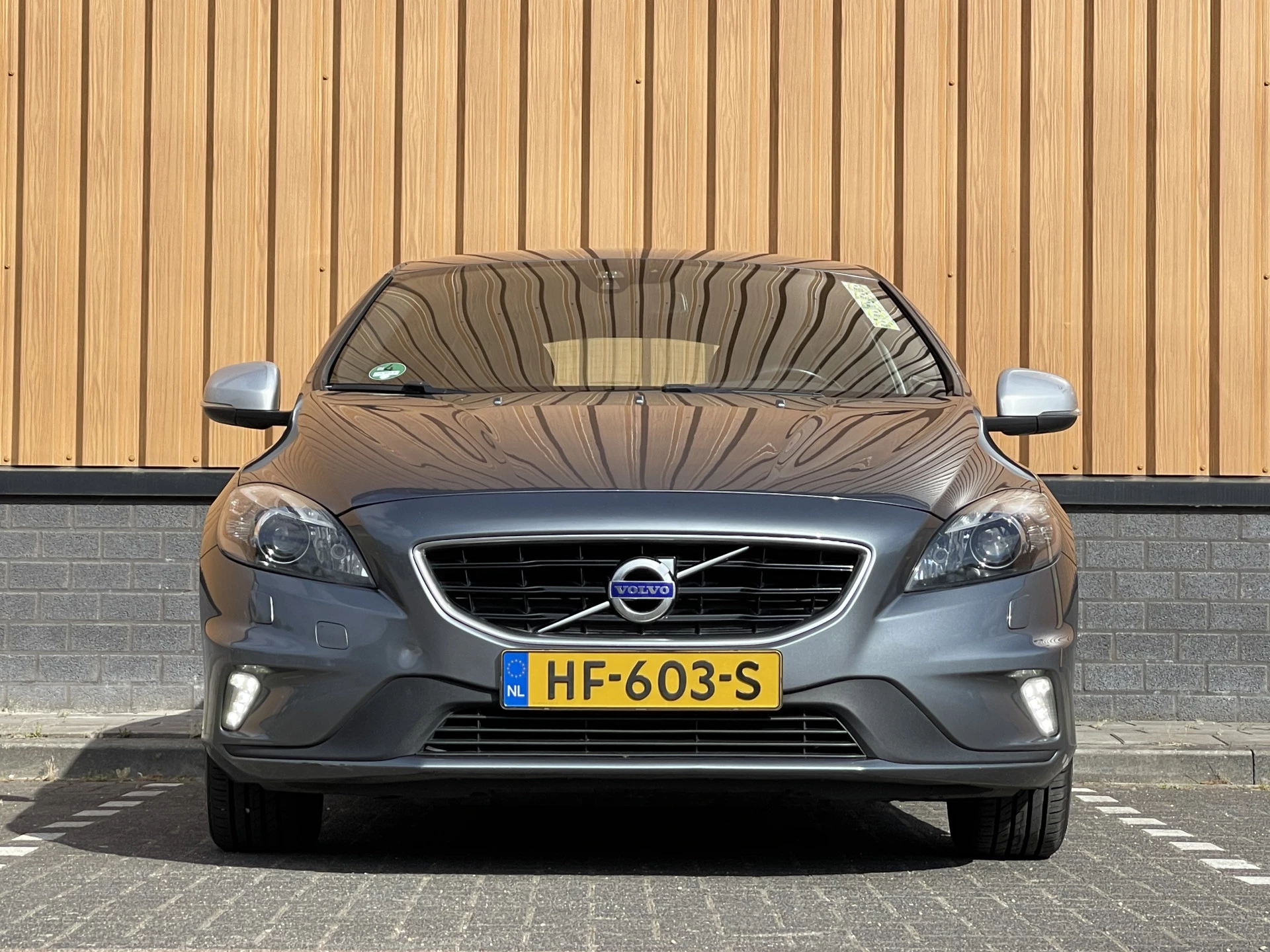 Hoofdafbeelding Volvo V40