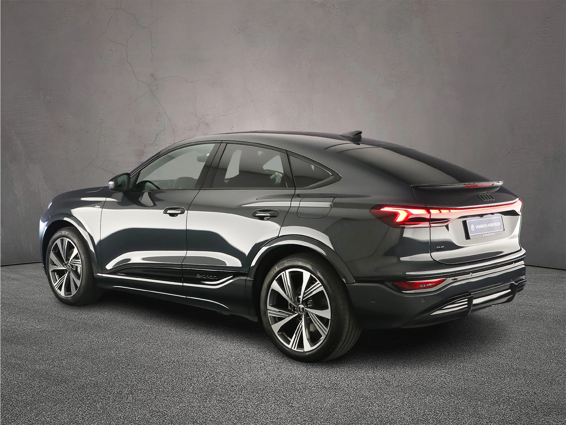 Hoofdafbeelding Audi Q6 e-tron