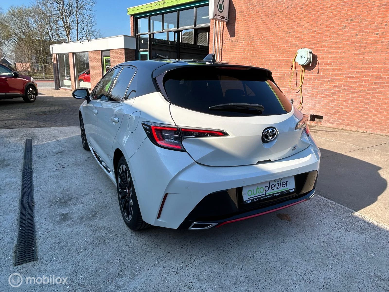 Hoofdafbeelding Toyota Corolla