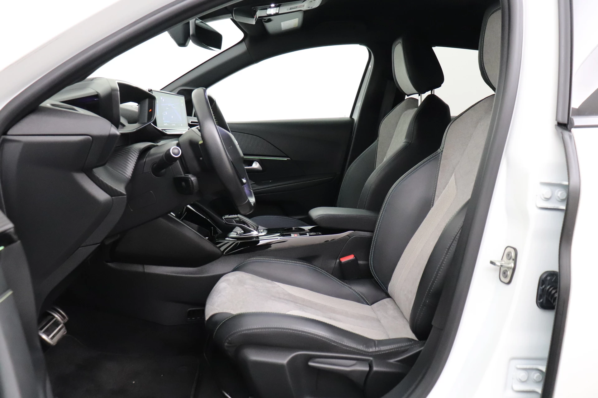 Hoofdafbeelding Peugeot e-208