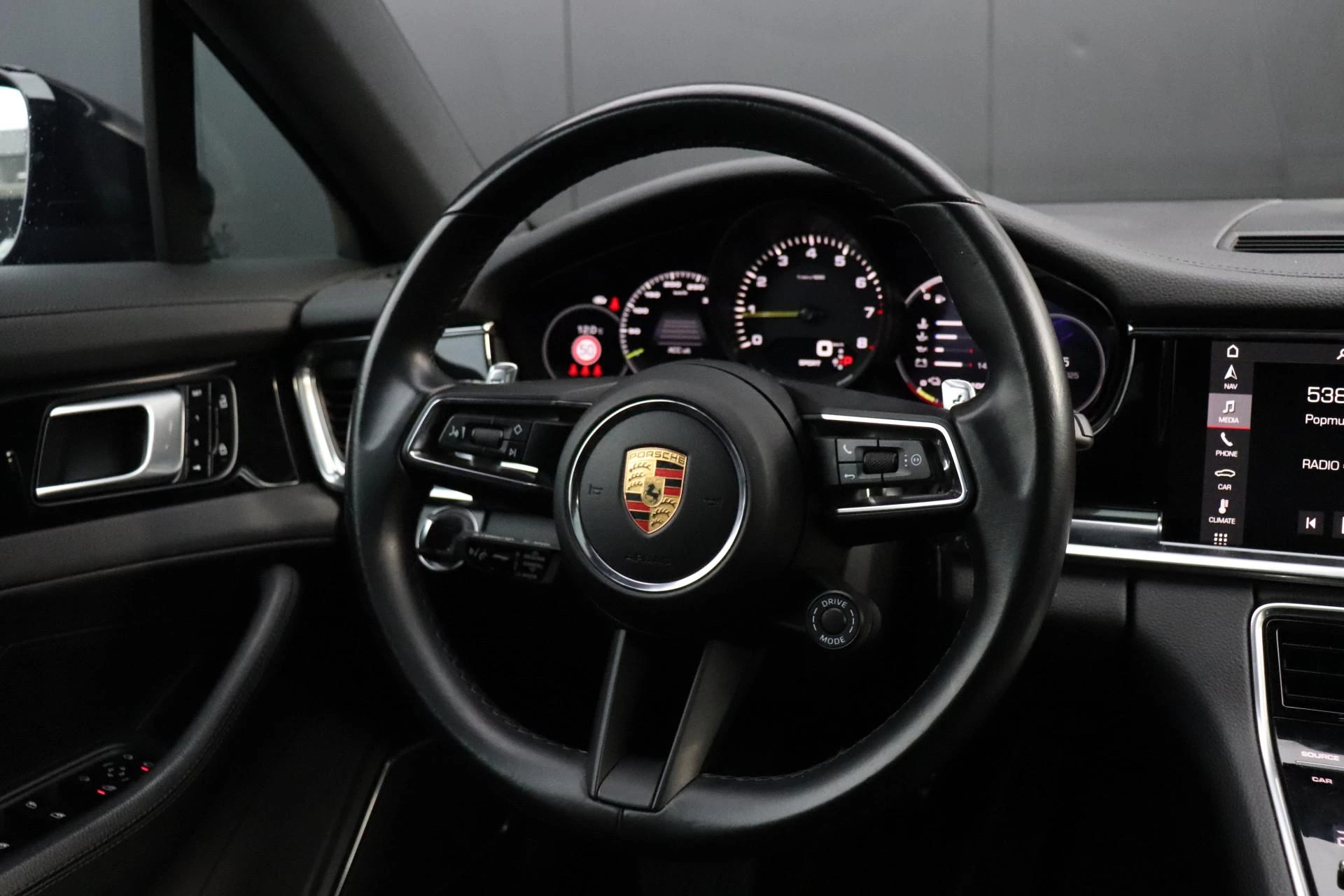 Hoofdafbeelding Porsche Panamera