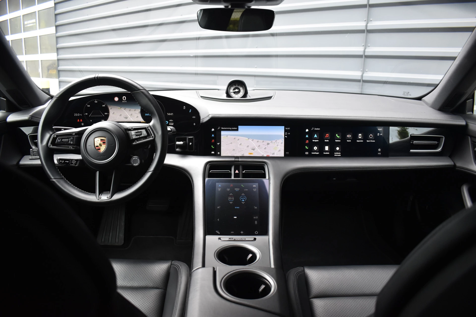 Hoofdafbeelding Porsche Taycan