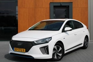 Hyundai IONIQ 1.6GDi First Edition | Alle opties | Adaptive cruise