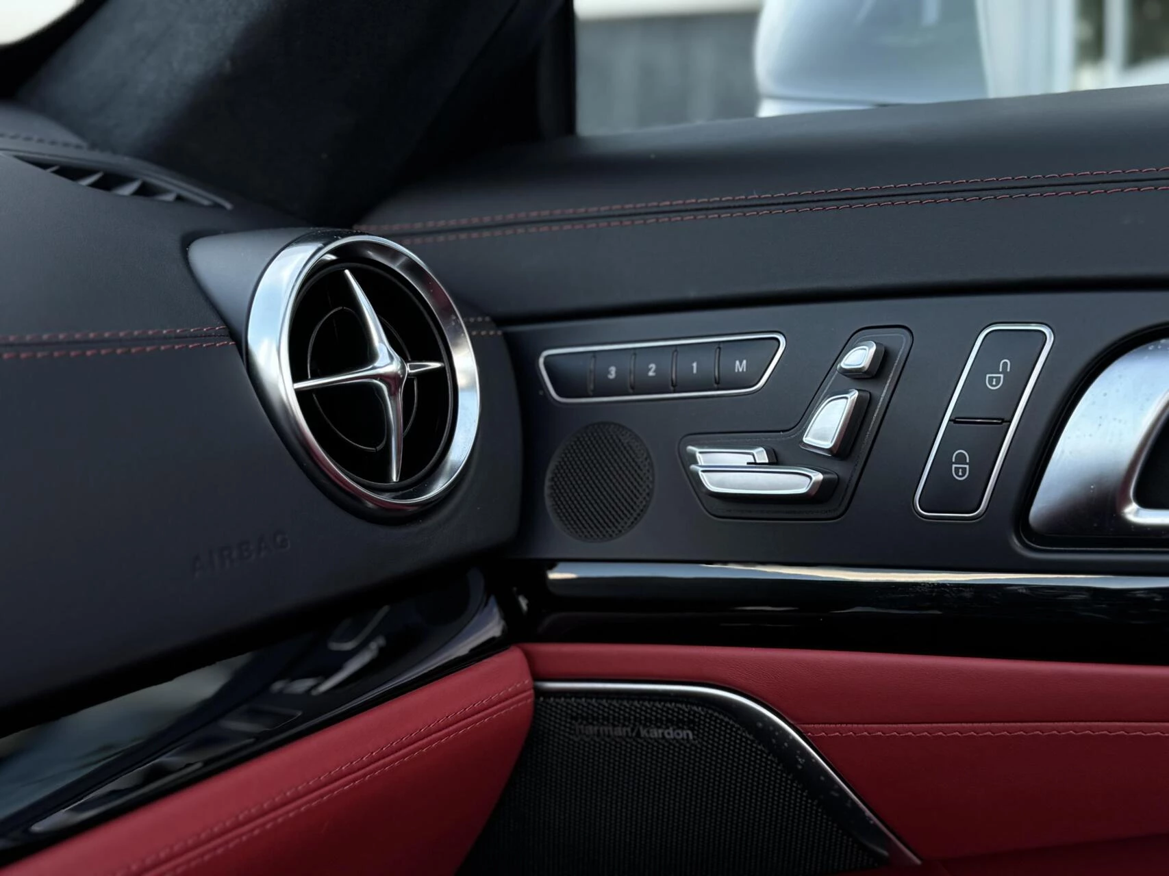 Hoofdafbeelding Mercedes-Benz SL