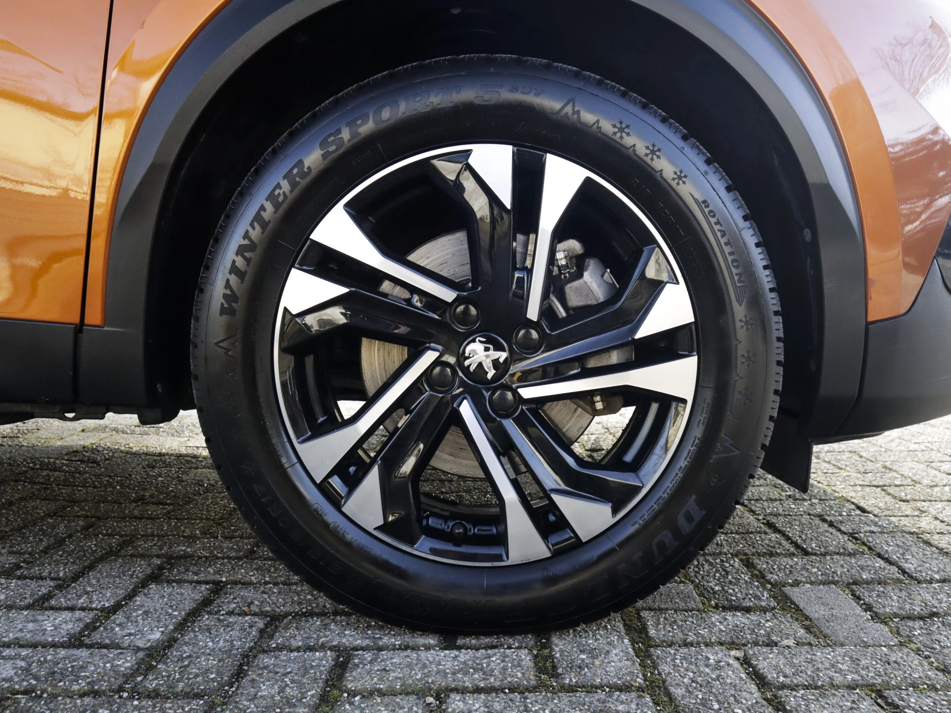 Hoofdafbeelding Peugeot e-2008