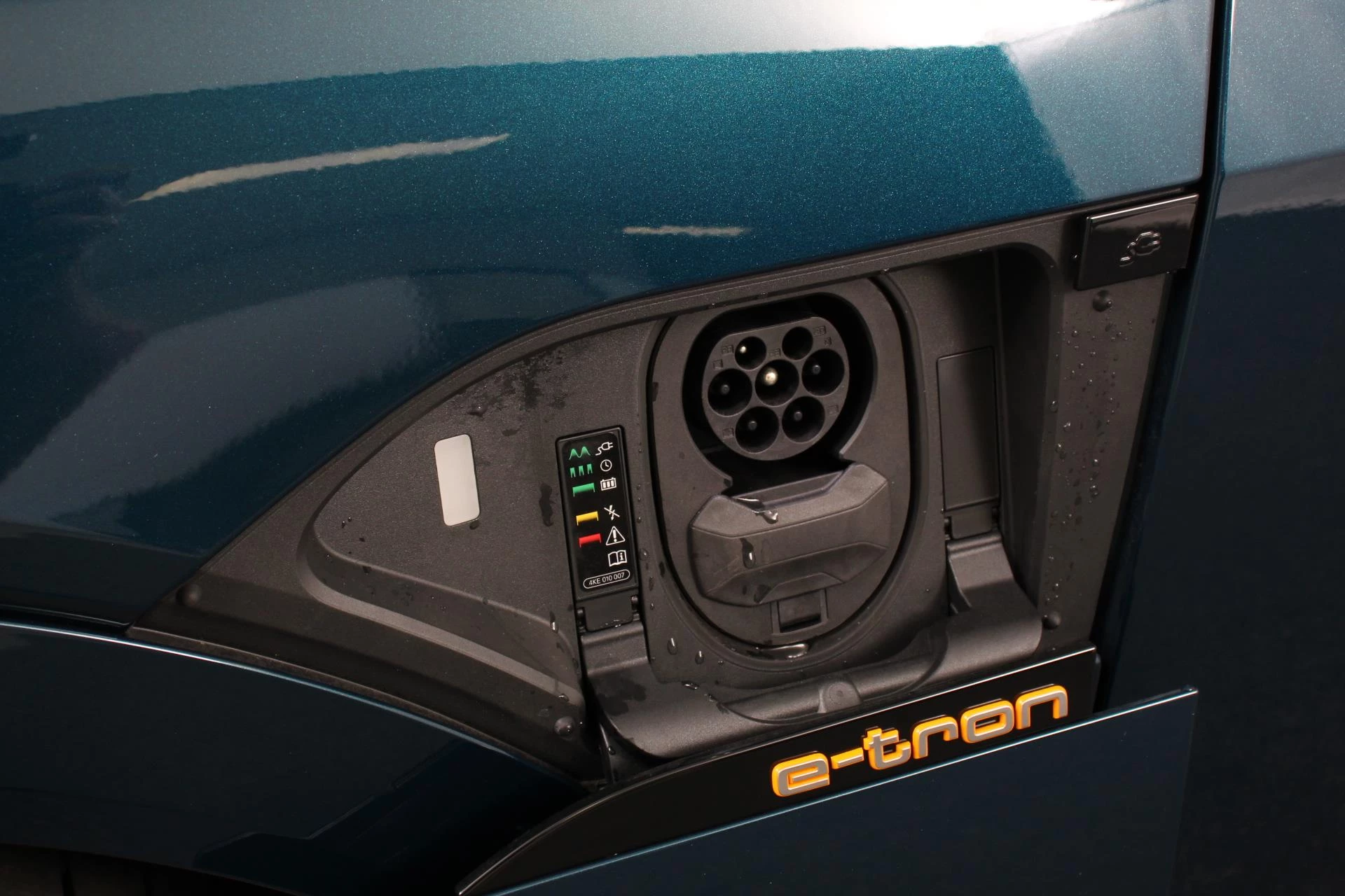 Hoofdafbeelding Audi e-tron