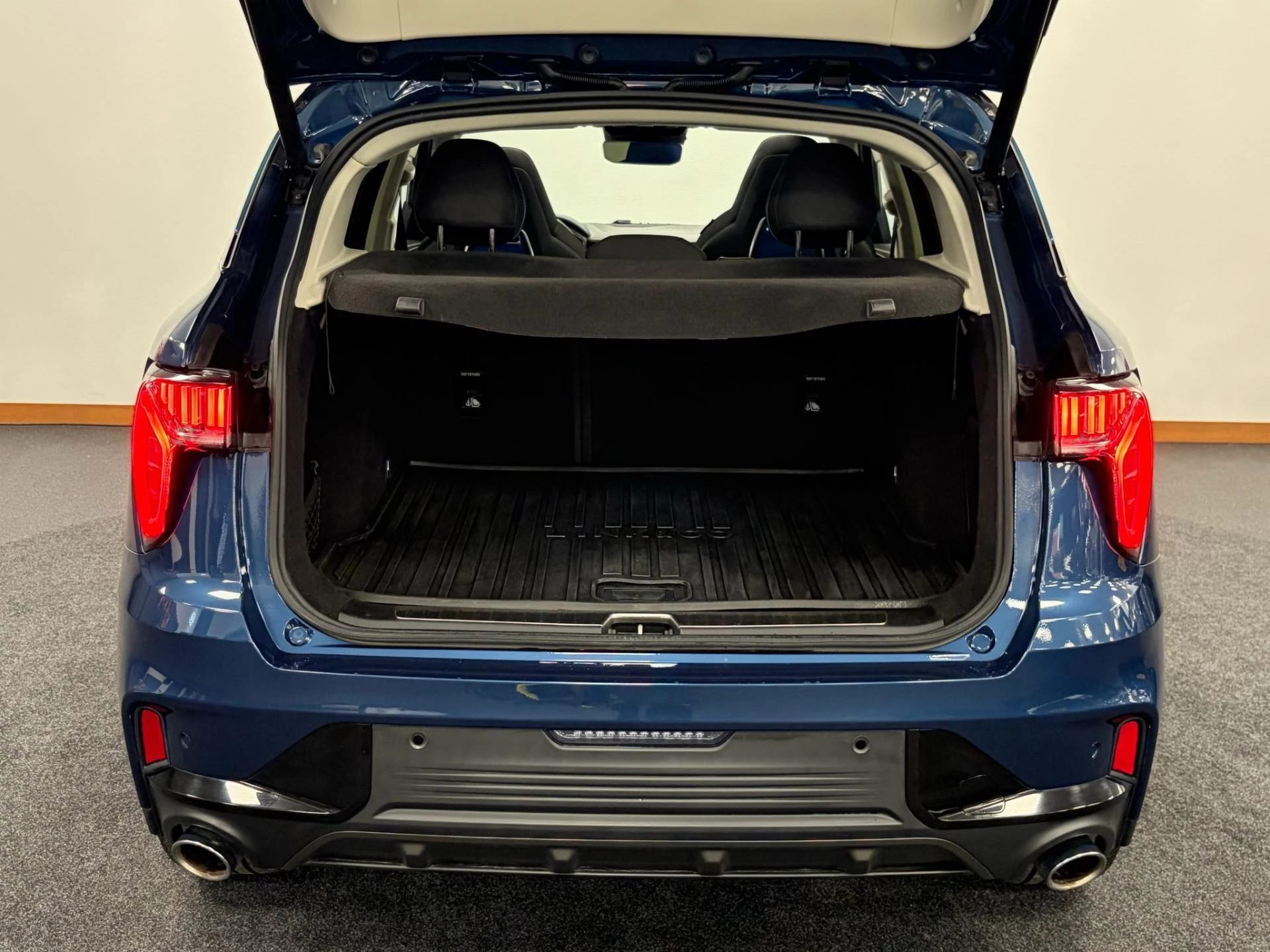 Hoofdafbeelding Lynk & Co 01