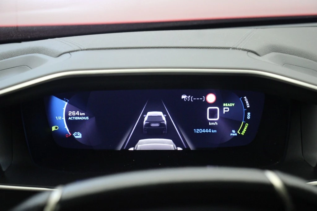 Hoofdafbeelding Peugeot e-2008