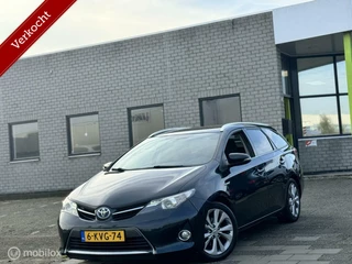 Toyota Auris 1.8 Hybrid Lease|Keyless Pano Camera LED