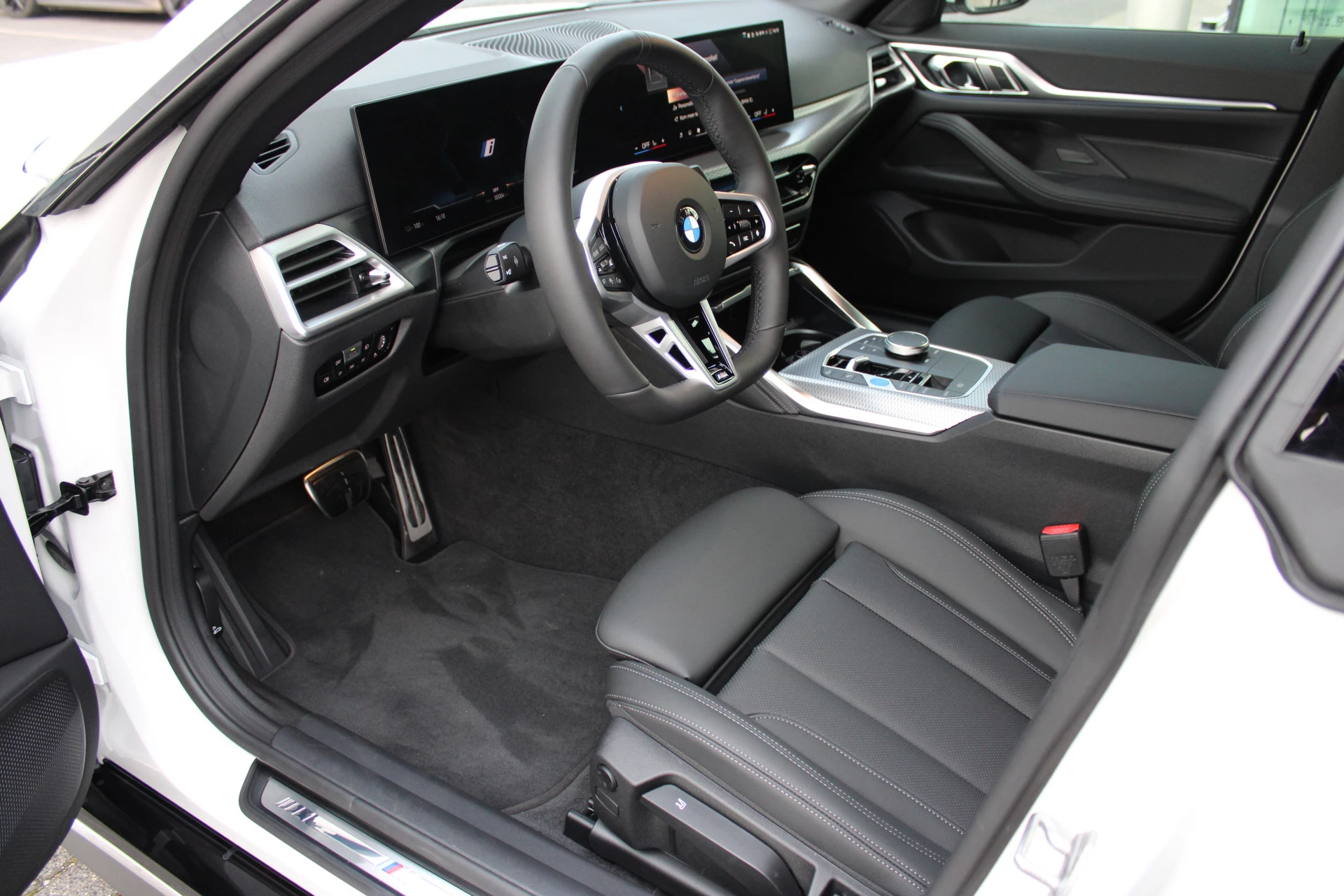 Hoofdafbeelding BMW i4