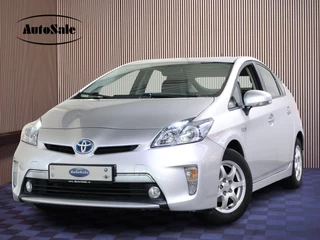 Toyota Prius 1.8 Plug-in Aspiration hybride 130 dkm 2014