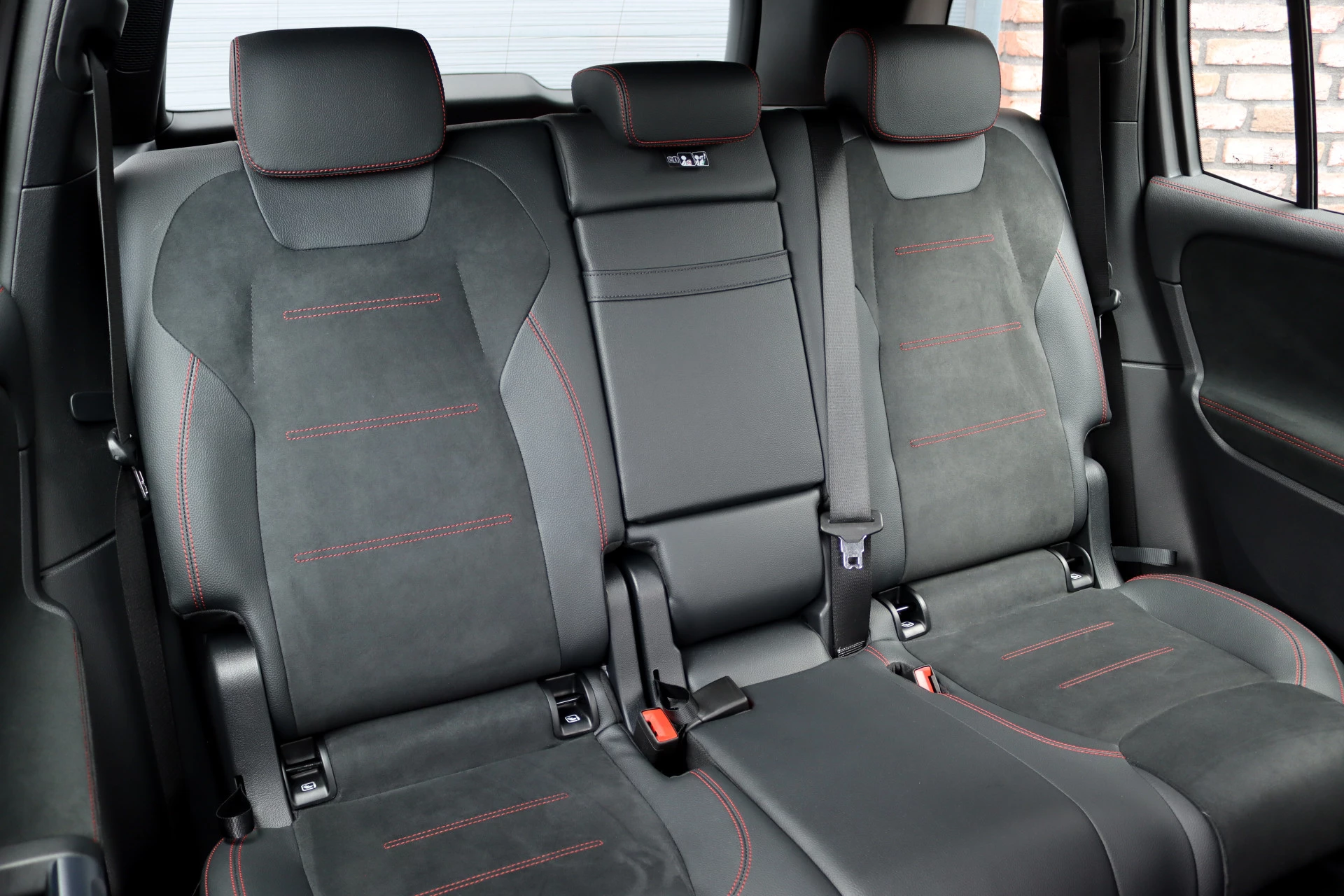 Hoofdafbeelding Mercedes-Benz EQB