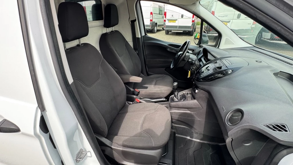 Hoofdafbeelding Ford Transit Courier