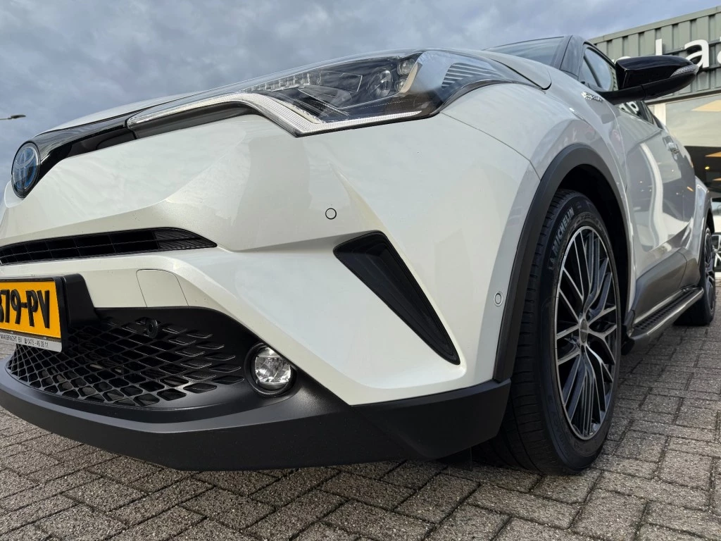 Hoofdafbeelding Toyota C-HR