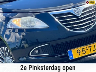 Lancia Ypsilon 0.9 TwinAir Platinum | Nero Vulcano | Airco/LMV/Blue&Me/PDC - Lekker fris!
