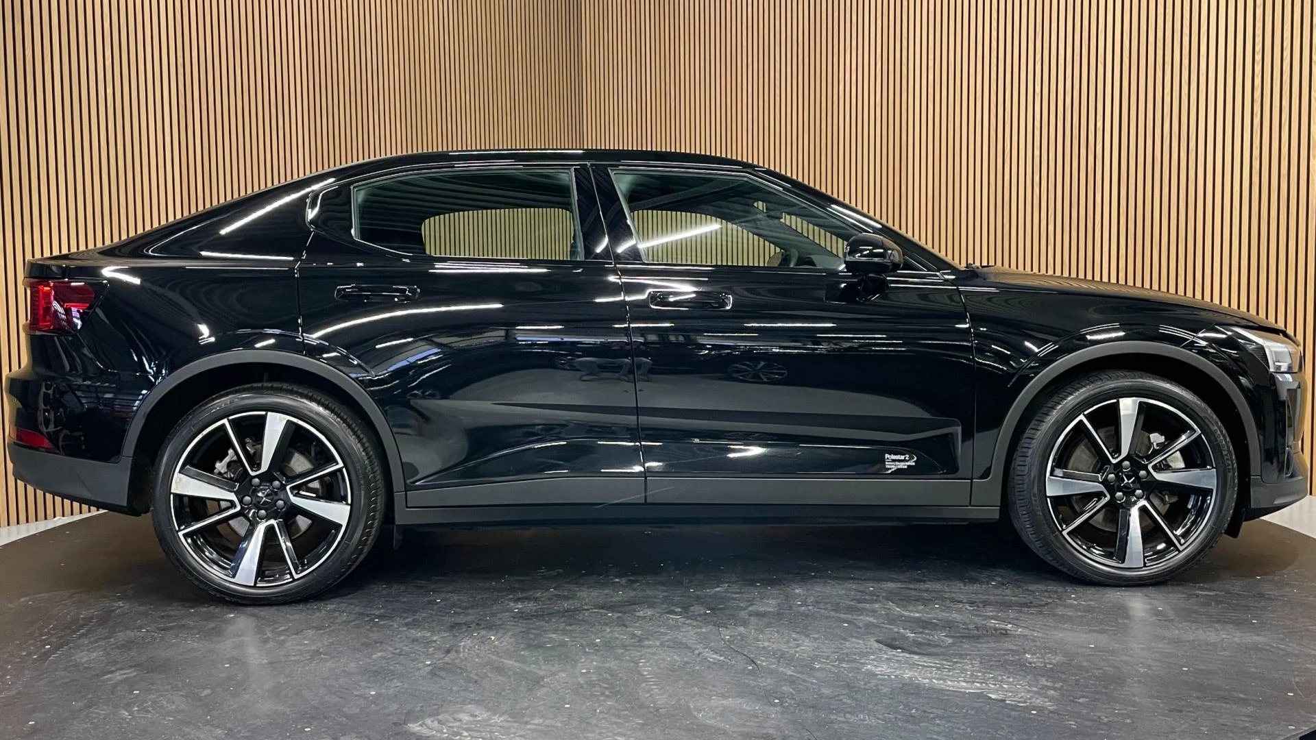 Hoofdafbeelding Polestar 2