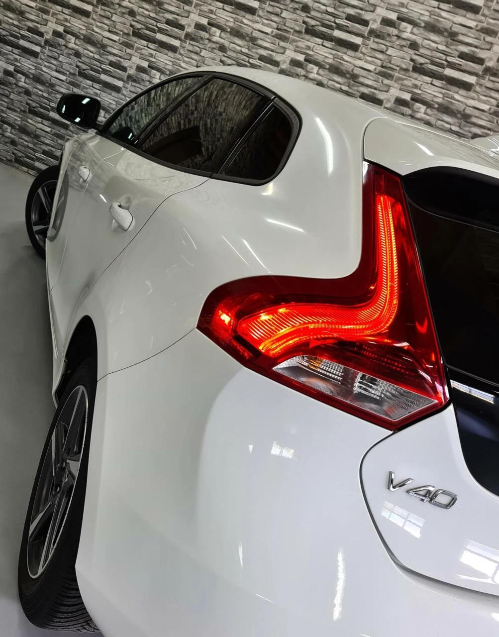 Hoofdafbeelding Volvo V40